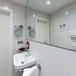 Centerroom Aparthotel 3*