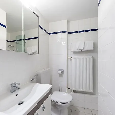 Centerroom Hotel apartamentowy 3*
