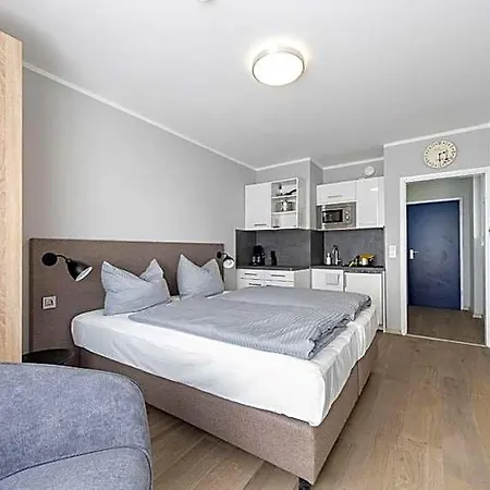Centerroom 3*