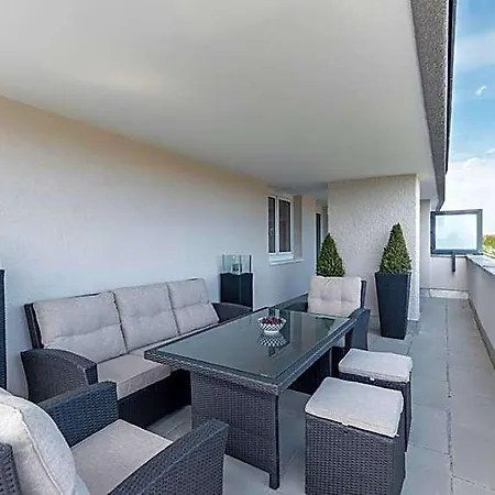 Centerroom Apartmanhotel 3*