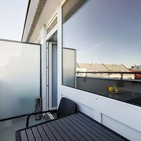 Centerroom 3*