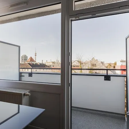 Centerroom 3*