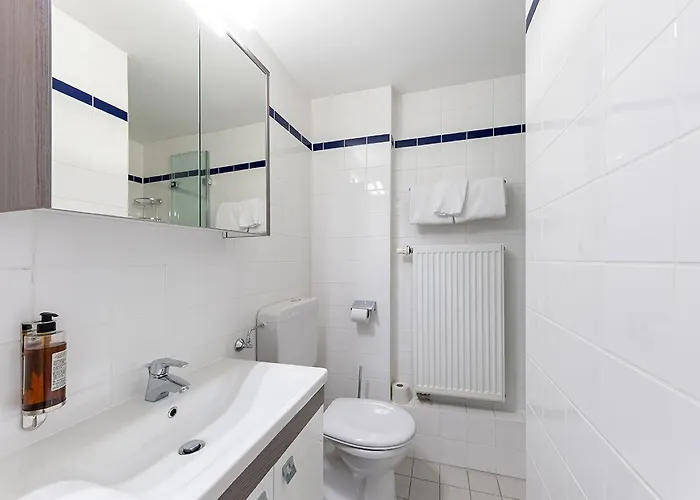 Centerroom Aparthotel 3*