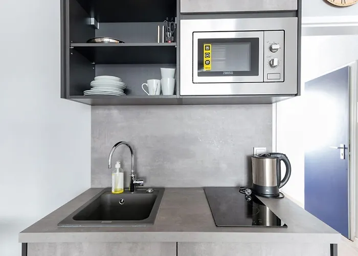 Centerroom Aparthotel 3*