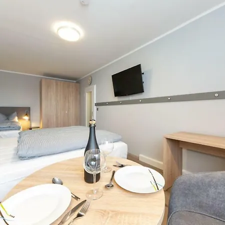 Centerroom 3*